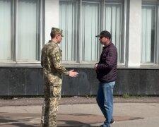 Уважительные причины для отказа от получения повесток: украинцам сообщили, когда это возможно.